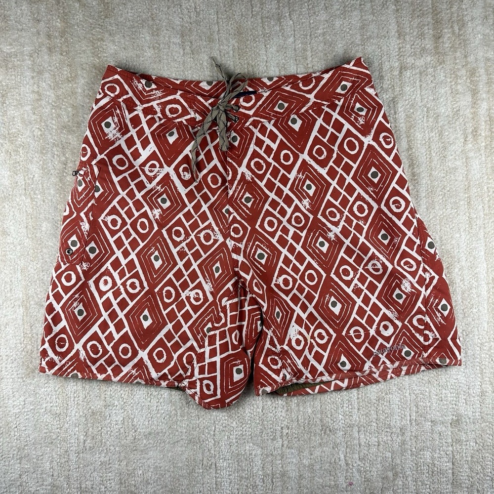 Patagonia Board Shorts Mens 36 Gray Red Swim Trunks Planing Fish Bathing Suit‎